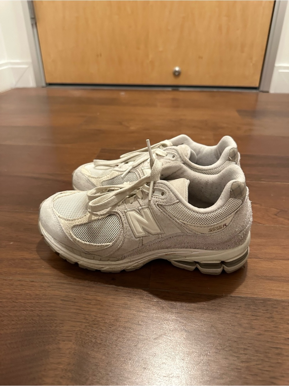 New Balance Cream/Tan 2002R Sneakers
